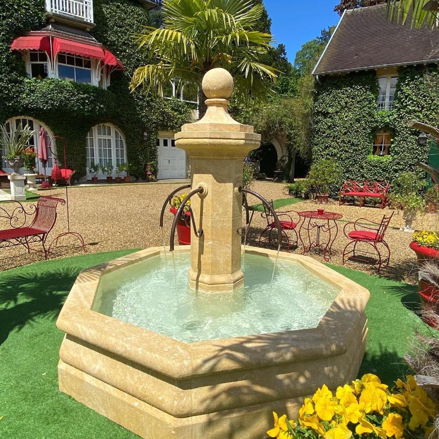 Manoir Des Cavaliers - Bnb Chantilly Esterno foto