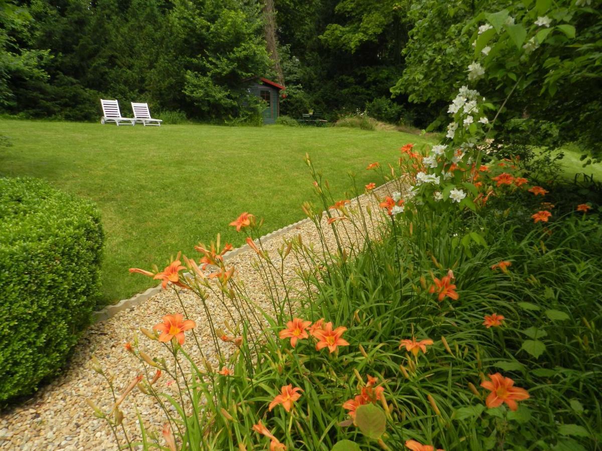 Manoir Des Cavaliers - Bnb Chantilly Esterno foto